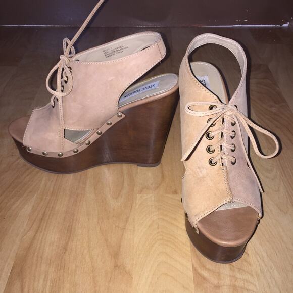 Steve Madden Women's 7 Camel Bohemian Lace Up Suede Wedge Shoes - Picture 2 of 5